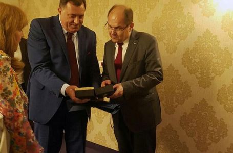 BN tvrdi: Dodik i Schmidt proteklih mjeseci imali više tajnih sastanaka, poznata i tema pregovora?