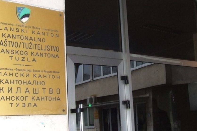 Predložen pritvor za maloljetnika rođenog 2010. g koji se sumnjiči da je izbo drugog maloljetnika