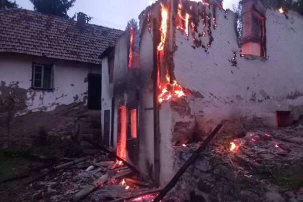 Horor jutro na Palama: Kuća progutana u plamenu!