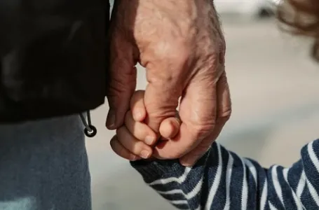 Djed unuka pokupio iz vrtića pa se sledio kad su stigli kući: "Tek je tada shvatio…"