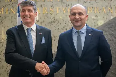 Hrvatska i Slovenija potpisale deklaraciju o vojnoj saradnji!