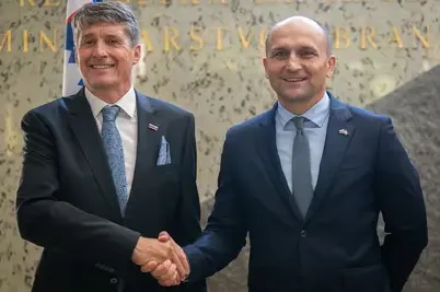 Hrvatska i Slovenija potpisale deklaraciju o vojnoj saradnji!