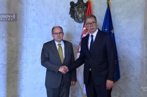 Vučić na brutalan način izvrijeđao Schmidta: Evo kako ga je nazvao