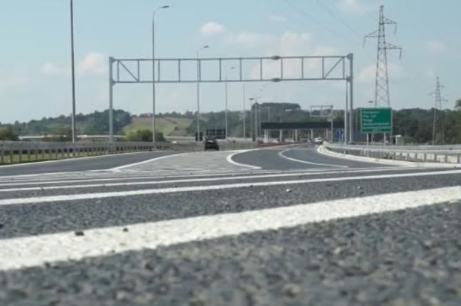 Neobičan incident na autocesti: Muškarac zaboravio suprugu na odmorištu