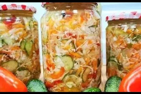 ŠARENA TURŠIJA je najukusnija salata koju su spremale i naše bake! Puna zdravlja i vitamina