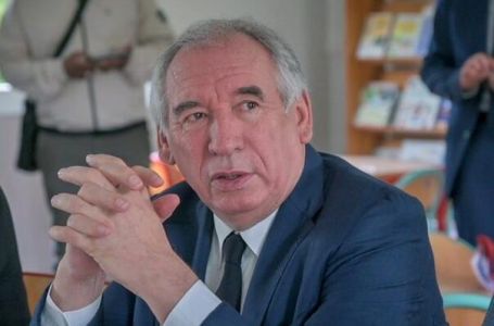 Bayrou upozorava: Prekomjerni dug je za Francusku „opasan po život“