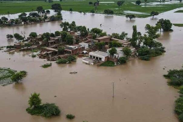 Više od 25.000 ljudi evakuisano zbog razornog nevremena u Pakistanu!