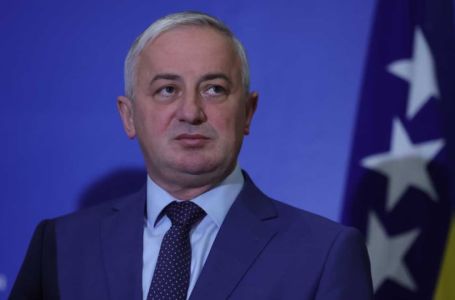 Borenović: BiH će izgubiti skoro pola milijarde KM zbog nerada aktuelne vlasti