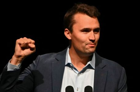 Objavljena slika osumnjičenog za ubistvo Charlieja Kirka: Otkrivene i poruke na oružju