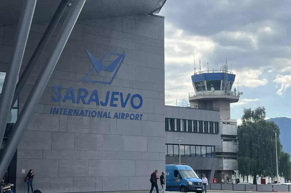 Sarajevski aerodrom: Vidljivost se poboljšava, moguća samo kratka kašnjenja