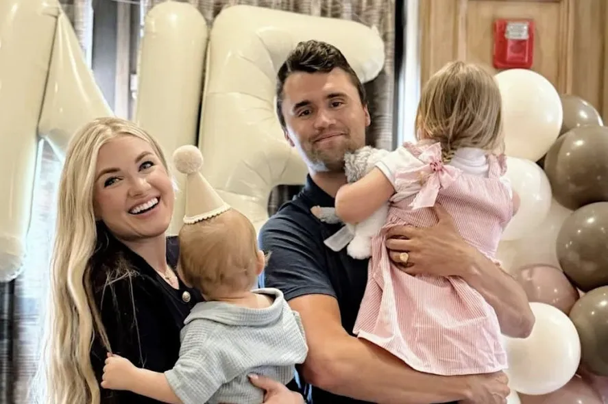 Supruga Charlieja Kirka objavila poruku nekoliko sati prije atentata: Zašto sada svi pričaju o tome?