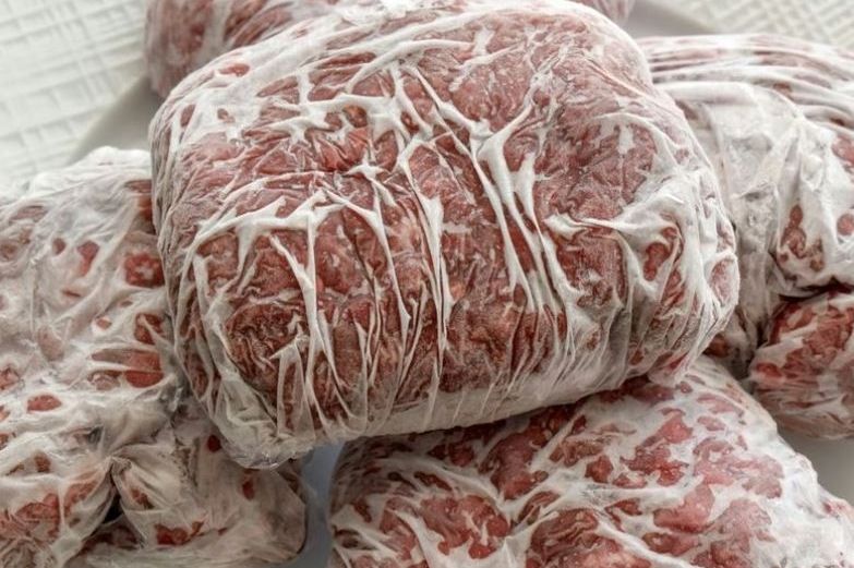 Opasna greška kod odmrzavanju koju svi radimo: Odmah prestanite!