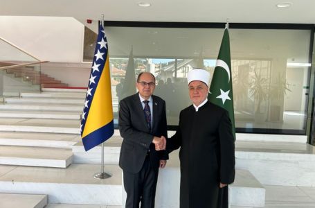 Sastanak Schmidta i reisa Kavazovića: Promovisanje dijaloga i pomirenja je ključno za budućnost BiH