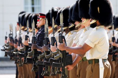 Britanija dočekuje Trumpa uz veliku pompu i nada se izbjeći teška pitanja