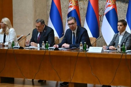 Vučić nakon vojne parade u Beogradu: Srbija će uvijek biti uz svoj narod u Republici Srpskoj
