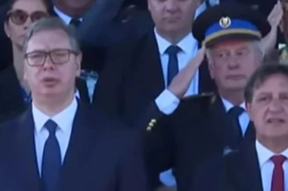 Načelnik Oružanih snaga BiH Gojko Knežević napravio skandal na vojnoj paradi u Beogradu