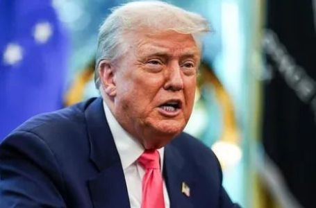 Peskov o Trumpu: "Prisiljava svijet da kupuje skupu američku naftu i plin"