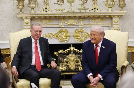 Trump nakon sastanka s Erdoganom: Želim da Turska prestane da kupuje rusku naftu