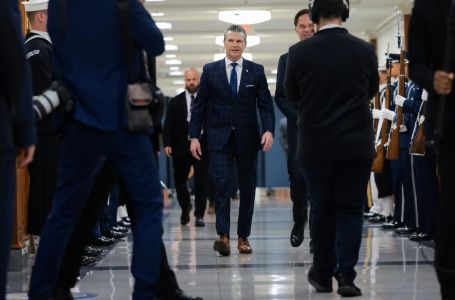 "Američki generali, svi se hitno vratite u SAD!"