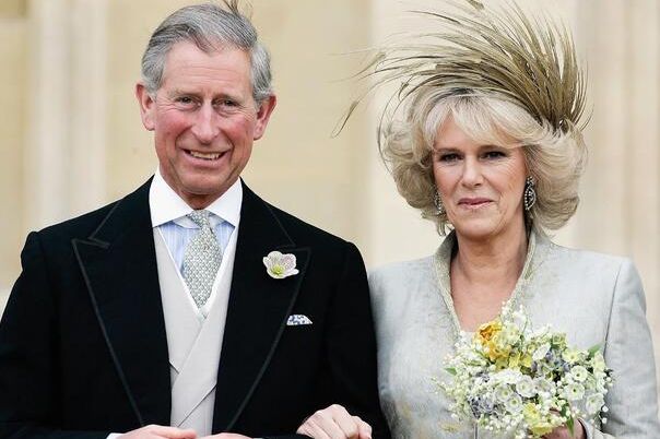 Charles i Camilla idu u Vatikan