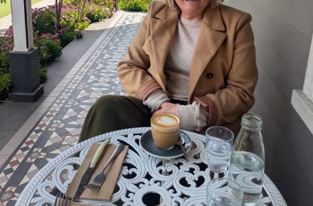 Naručila je roletne s Temua za 6 eura: Kad je otvorila pošiljku plakala je od smijeha (FOTO)