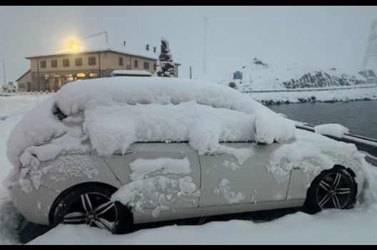 Haos na planinama: Napadao snijeg, zatvorene ceste, saobraćaj otežan