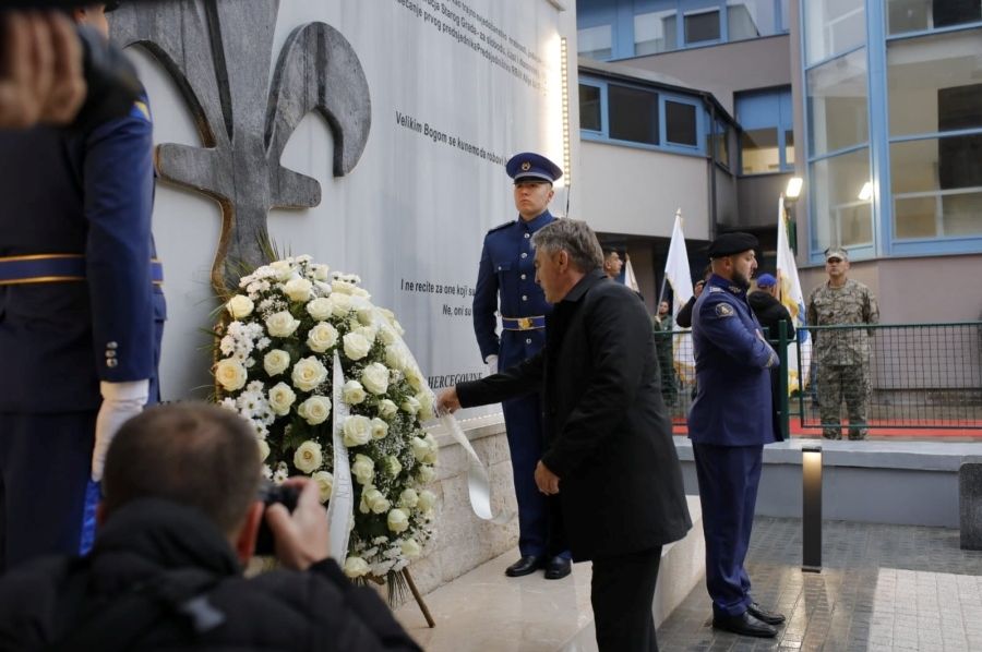 "KAKO BI NAŠA DJECA UČILA O HEROJIMA": Nakon 30 godina izgrađen spomenik borcima Starog Grada