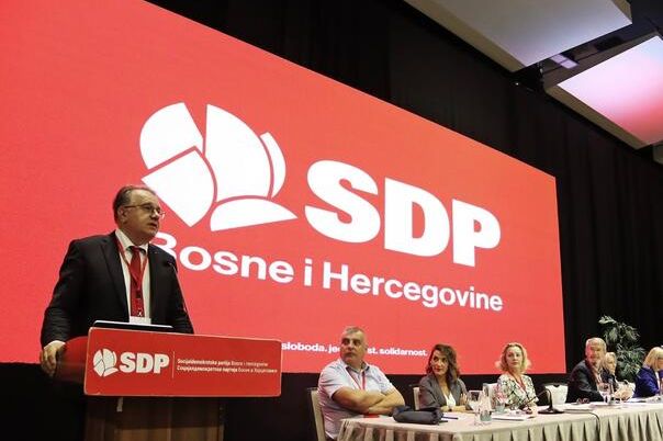 SNSD na koljenima? SDP: „Godinama varaju građane pričama o blokadama!“