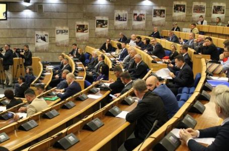 O uredu glavnog pregovarača za EU i smjeni Čavare tek na narednoj sjednici