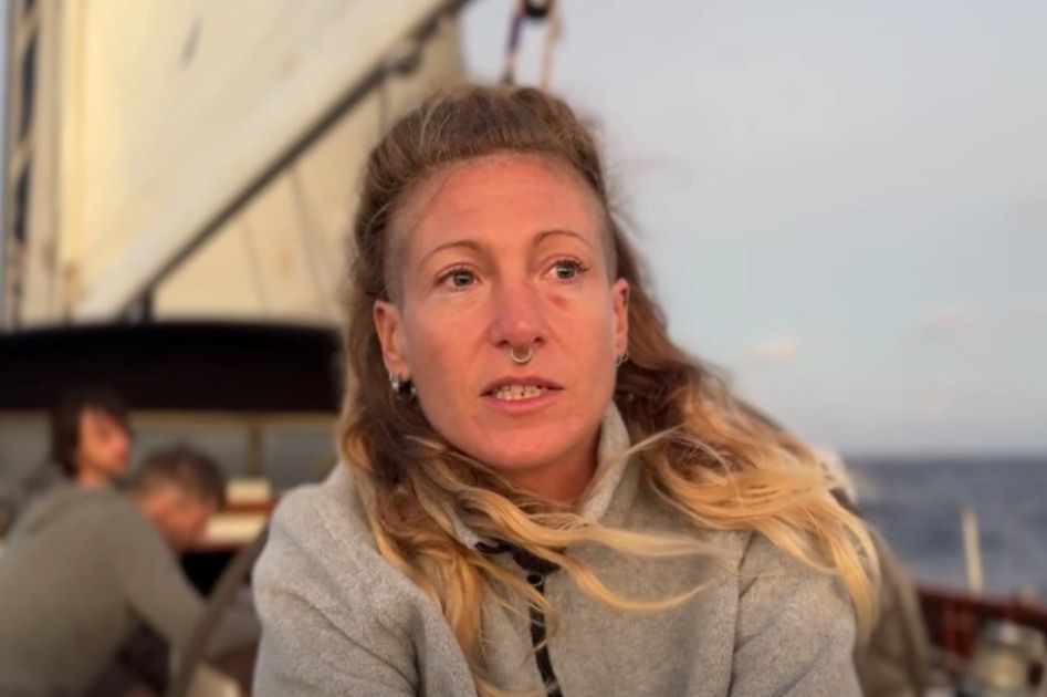 Brod hrvatske kapetanice skrenuo s kursa prema Gazi, stoji u mjestu