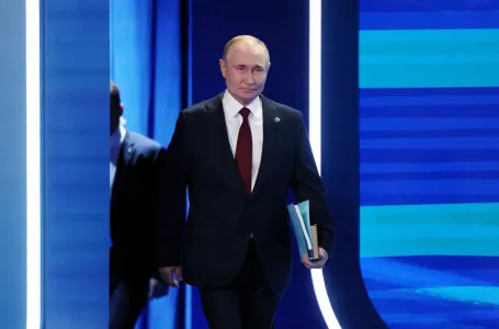 Putin se našalio u govoru: „Neću više slati dronove u Dansku, obećavam.“