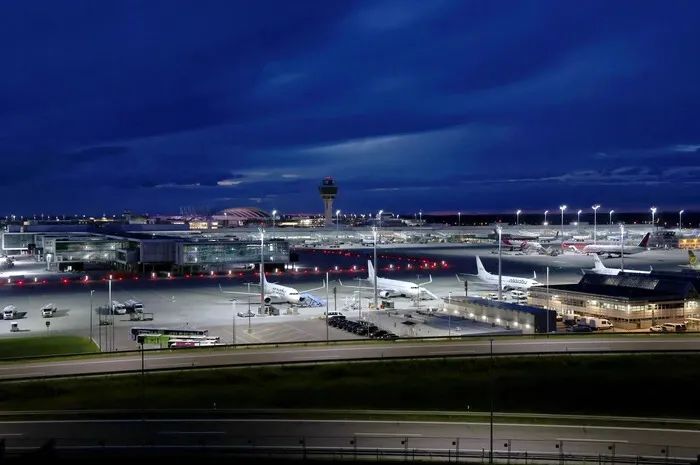 Dojave o dronovima nad Munchenom, zatvorena zračna luka, hiljade putnika pogođeno