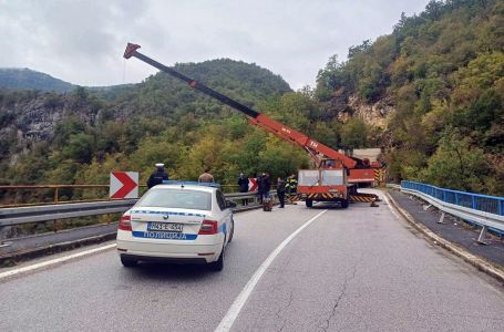 Vozilo sletjelo u kanjonu Rzava kod Višegrada, u toku potraga