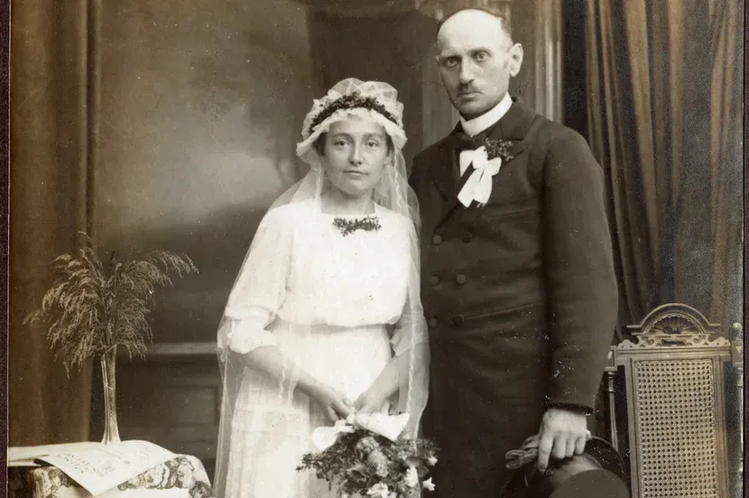 Slika sa srpske svadbe stara 100 godina otkriva BRUTALNU istinu: Vidite li vi ovaj detalj?