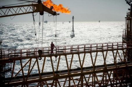 Kina kupuje iransku naftu uprkos zapadnim sankcijama