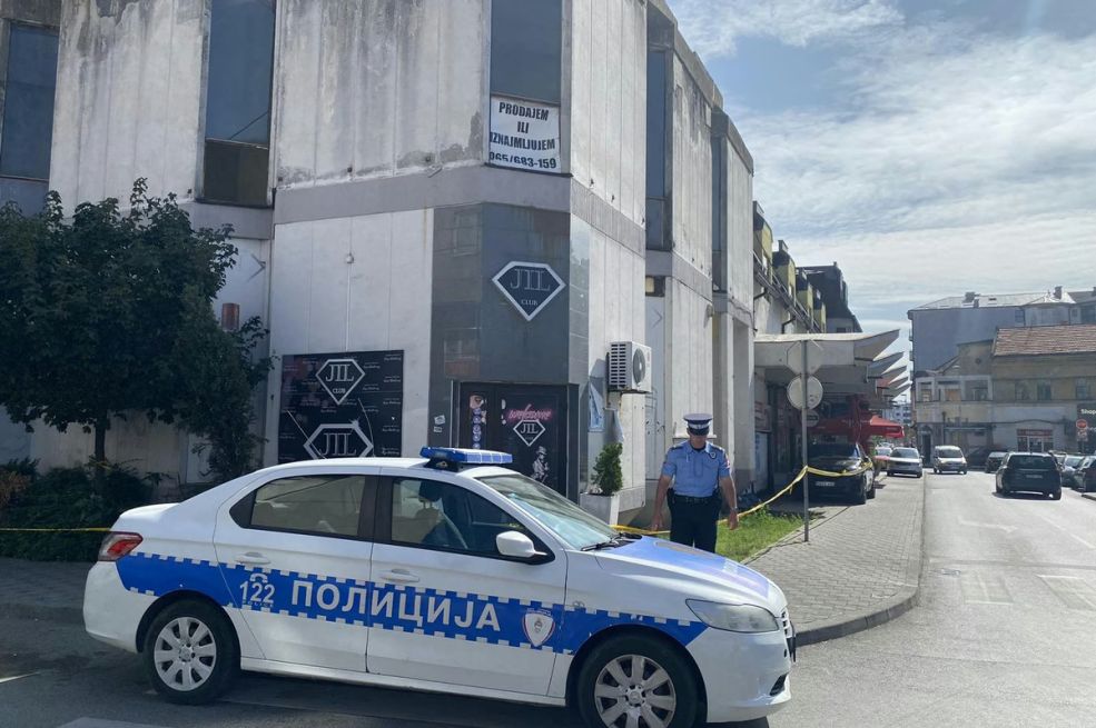 Novi napad na policiju u Banjaluci: uhapšen savjetnik direktora policije i njegovi sinovi