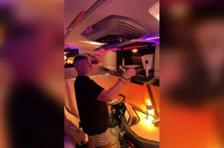 Znate li gdje spavaju vozači kamiona: Pogledajte snimak koji je sve iznenadio (VIDEO)