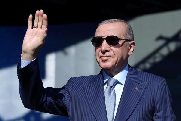 Erdogan stigao u Azerbejdžan na samit Organizacije turkijskih zemalja