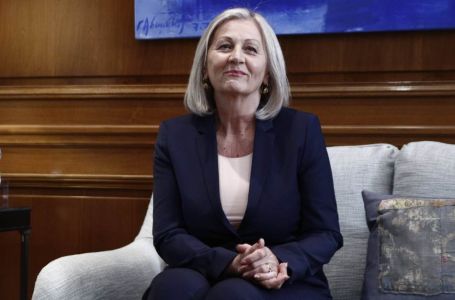 Evo zašto je Borjana Krišto zaustavila proglašavanje Dana žalosti povodom smrti Halida Bešlića