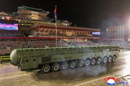 Kim Jong Un otkrio novog nuklearnog monstruma: 'Ovo je najmoćnija raketa do sad'
