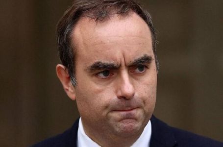 Novi francuski premijer u misiji: Ima samo tri dana da sastavi vladu