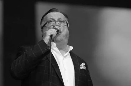 Enis Bešlagić u suzama: Emotivna poruka Halidu Bešliću rasplakala cijelu Bosnu