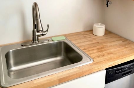 Genijalan trik iz kuhinje: Sudopera blista za minut, a sve što vam treba već imate kod kuće!