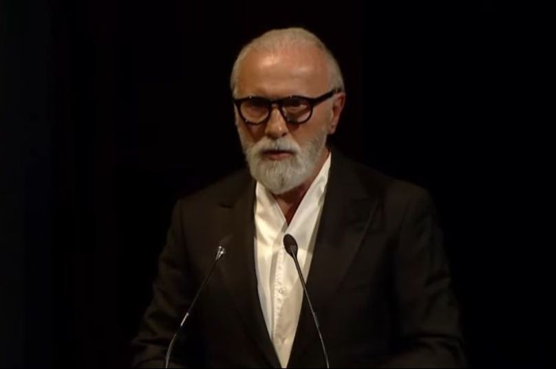 Dinu Merlina savladale emocije: Kroz suze se oprostio od Halida