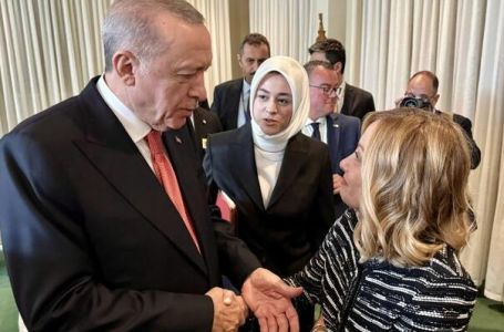 Erdogan kritikovao italijansku premijerku: „Prestani pušiti“