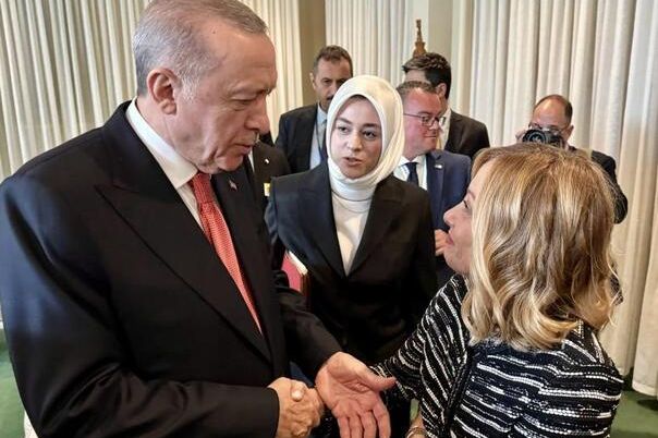 Erdogan kritikovao italijansku premijerku: „Prestani pušiti“