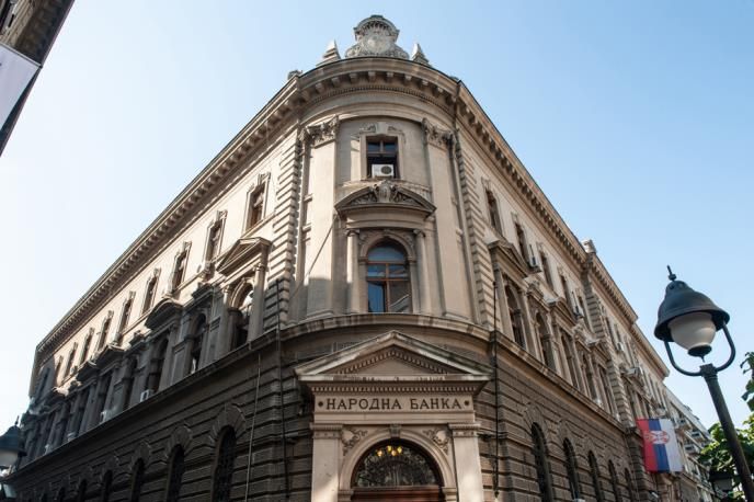 Mjesečni pad cijena hrane i pića od 4,5 odsto u Srbiji