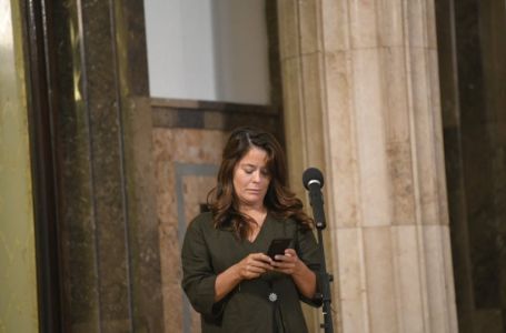 Vučićeva savjetnica priznala: "Izmišljali smo vijesti kako bi proveli tri mjeseca na Svetom Stefanu"