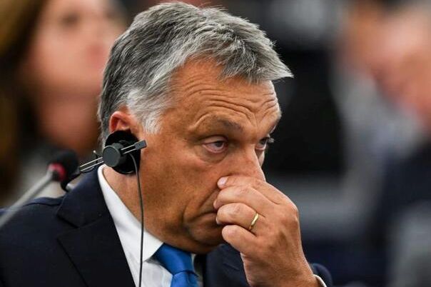 Orban optužen za špijunažu: Njemački poslanik tvrdi da mu je hakovan e-mail!