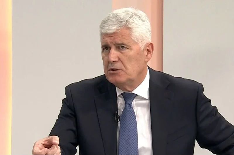 Čović govorio o Halidu Bešliću: "Pjevao mi je za 65. rođendan, bez honorara"